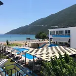 Hotel Surf Vassiliki