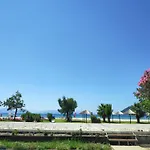 Hotel Surf