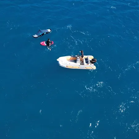 ホテル Surf